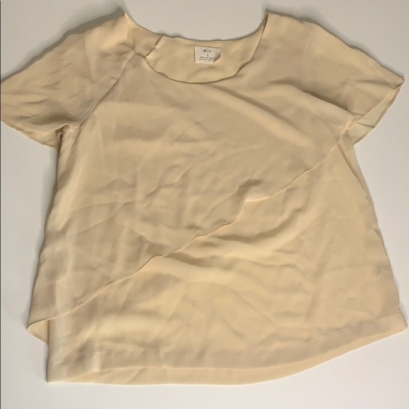 Anthropologie Pins & Needles Cream Tier layer drape large women’s shirt T-shirt - Picture 4 of 8